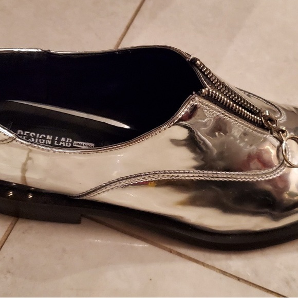Metallic silver loafers/ flats for sale - Picture 2 of 2